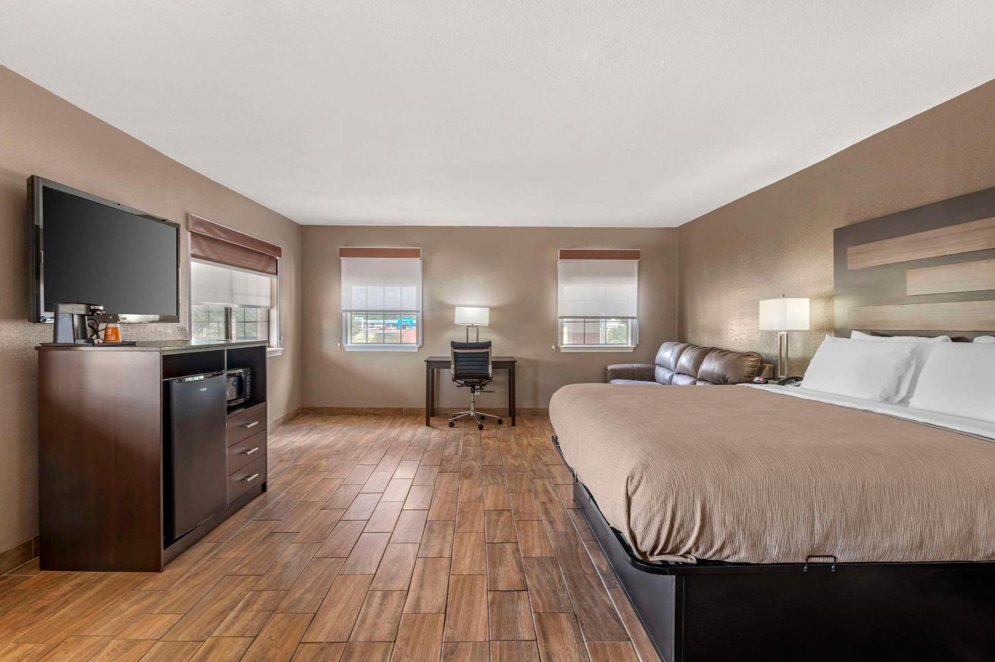 Quality Inn & Suites New Boston Екстер'єр фото