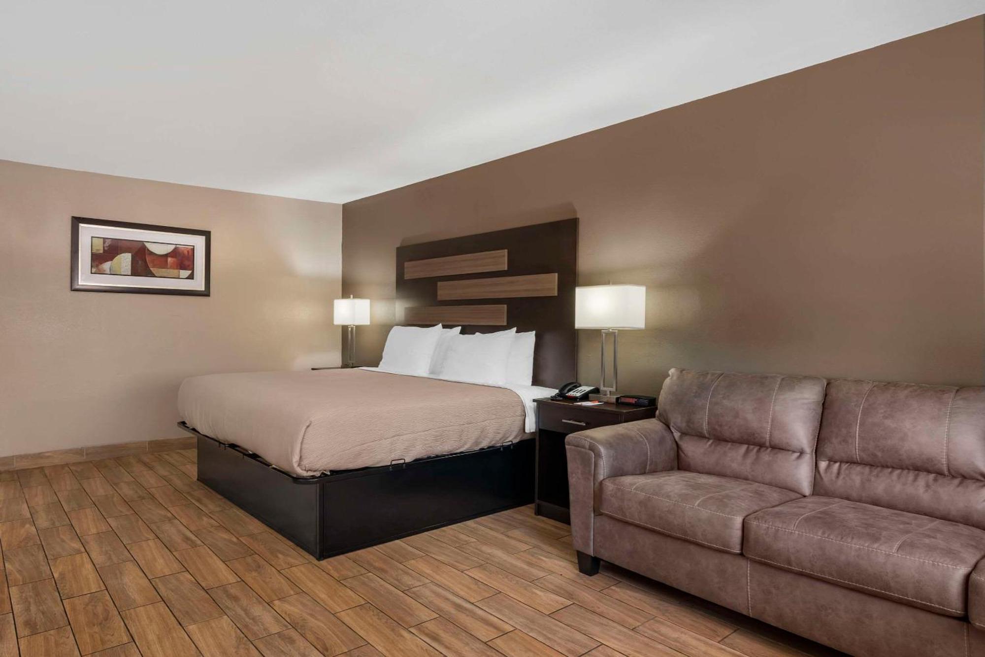 Quality Inn & Suites New Boston Екстер'єр фото