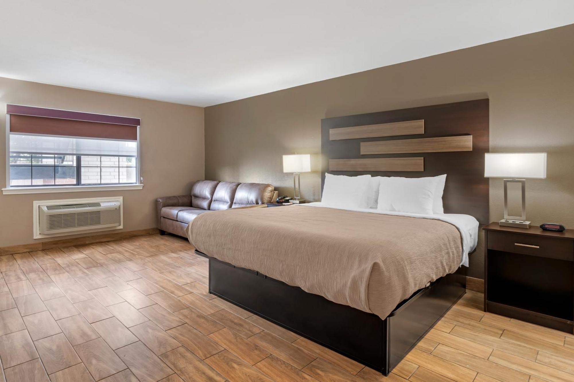 Quality Inn & Suites New Boston Екстер'єр фото
