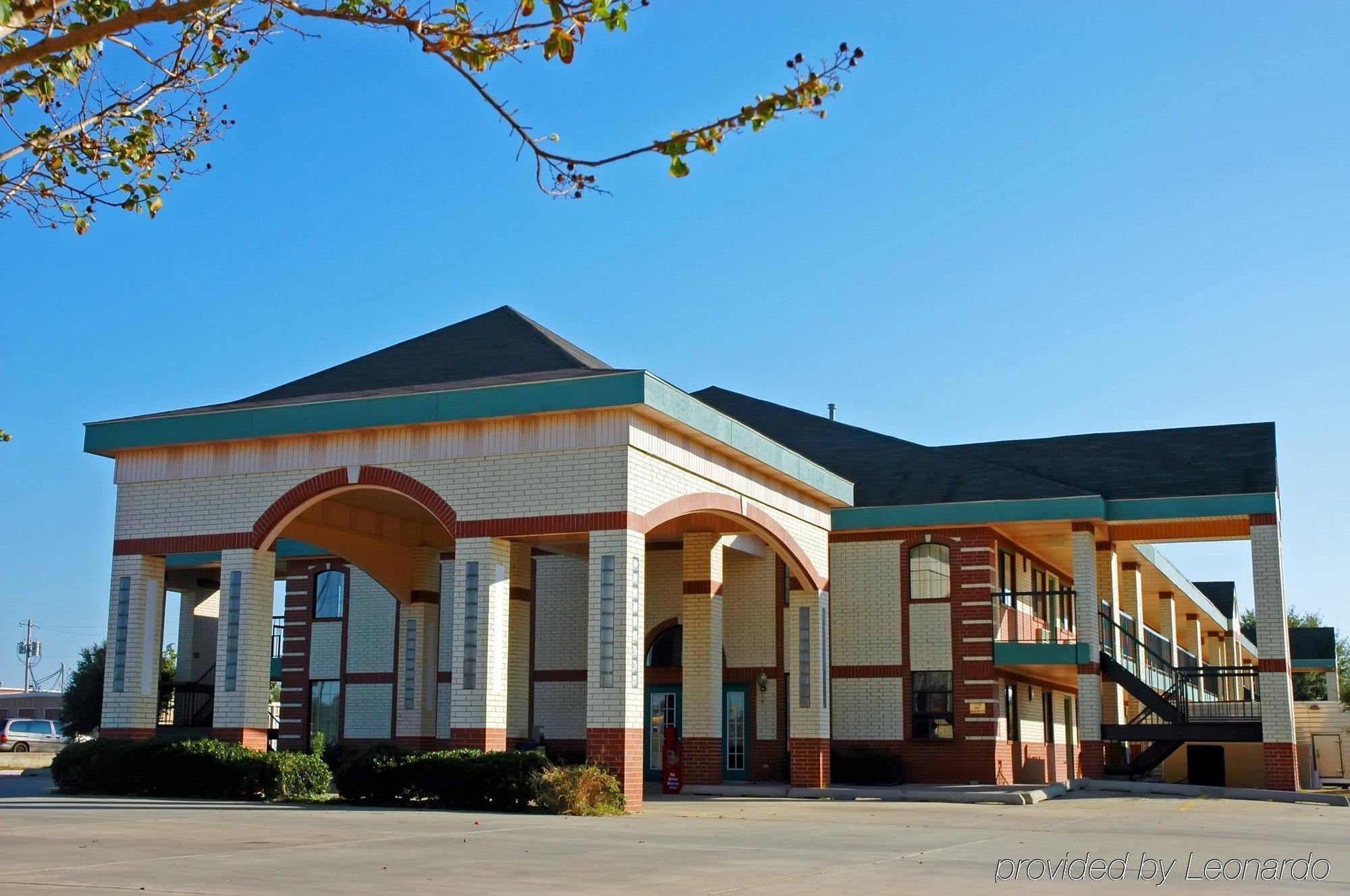 Quality Inn & Suites New Boston Екстер'єр фото