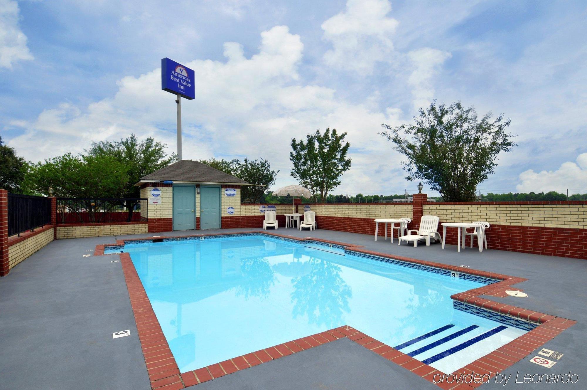Quality Inn & Suites New Boston Екстер'єр фото