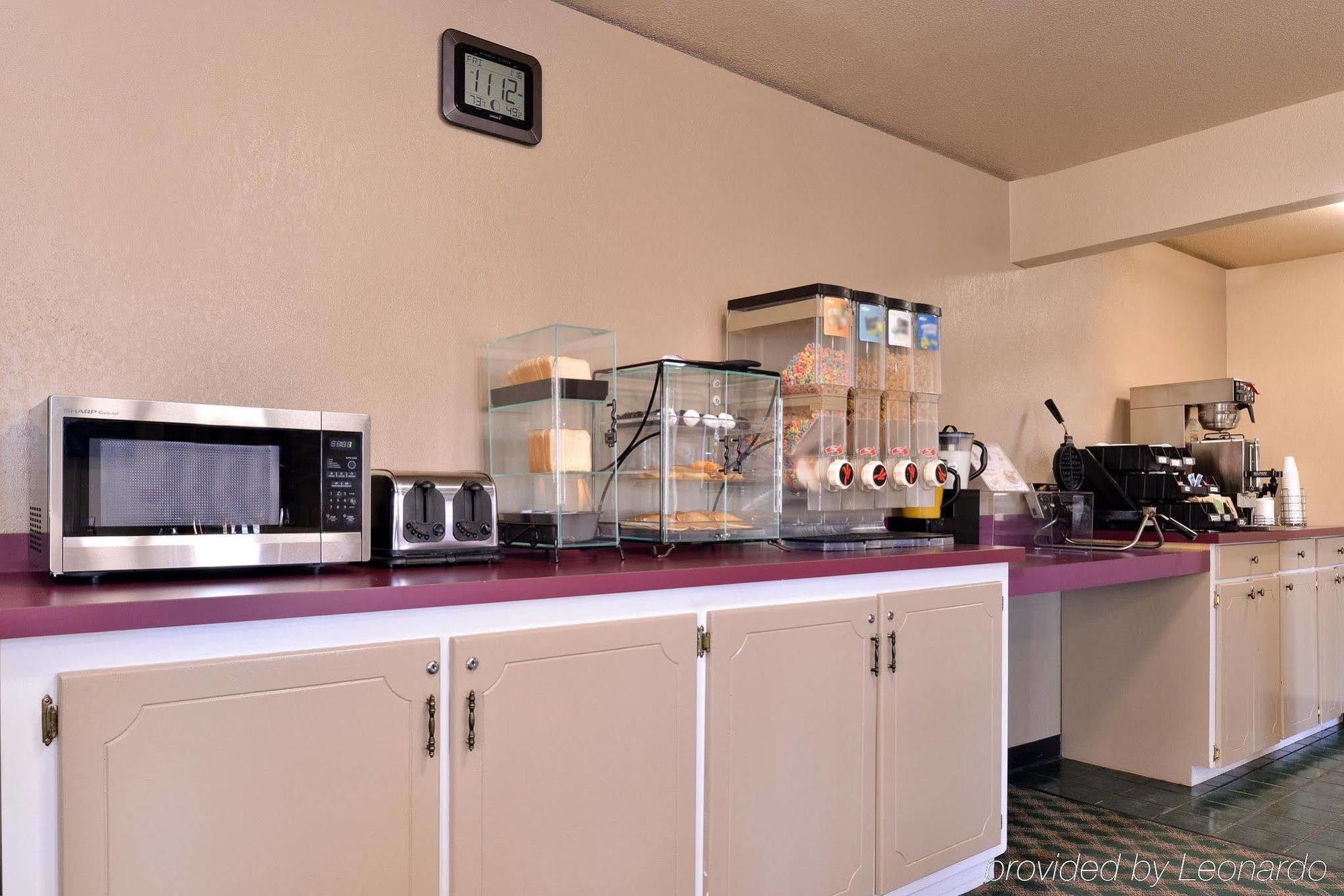 Quality Inn & Suites New Boston Екстер'єр фото